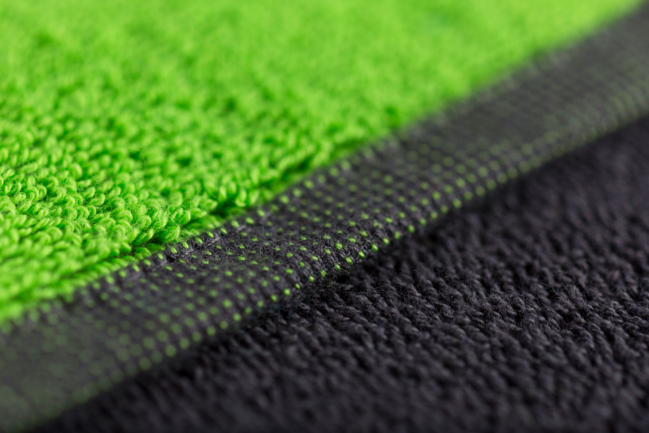 Vorder- und Rückseite mit Tuchabschluss